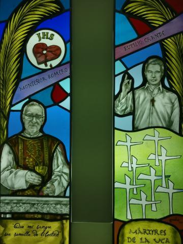 Vidriera en la Iglesia de Robledo de Losada